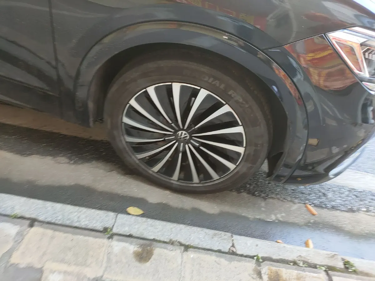 2020 Volkswagen Viloran 2.0T 220HP L4 7DCT,autocango,china used car exporter,china ev exporter,chinese used car exporter,chinese used ev exporter