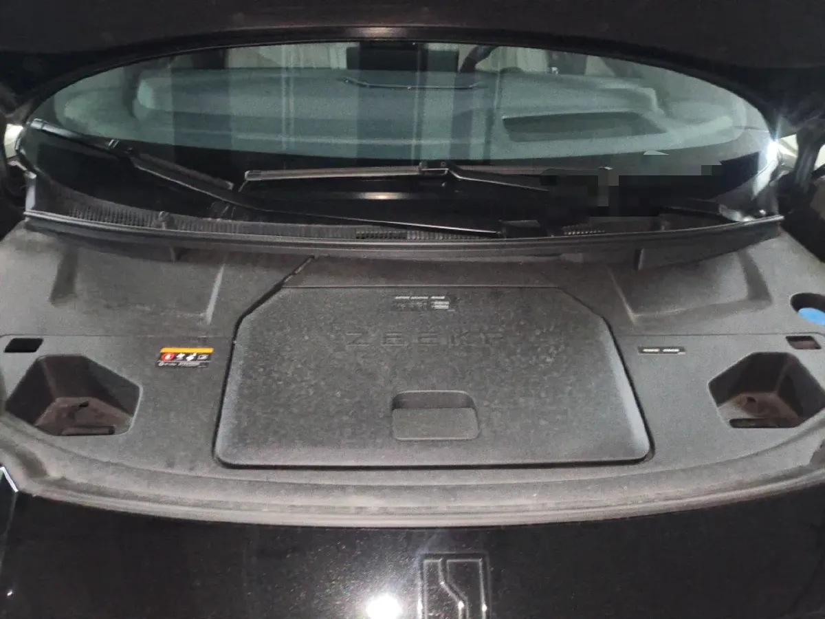 2024 Zeekr 009 BEV 108KWH,autocango,china used car exporter,china ev exporter,chinese used car exporter,chinese used ev exporter