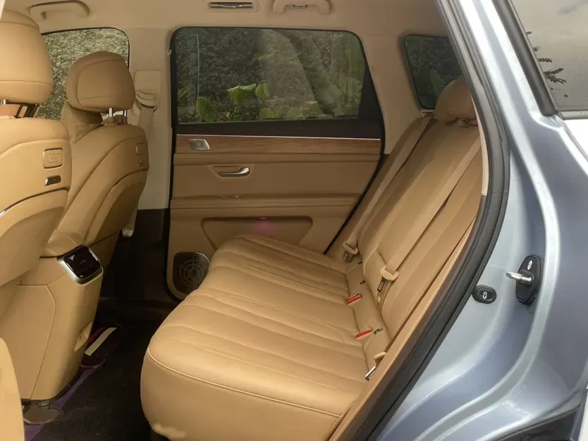 2024 AITO AITO M7 1.5T 152HP L4 REEV 40KWH,autocango,china used car exporter,china ev exporter,chinese used car exporter,chinese used ev exporter