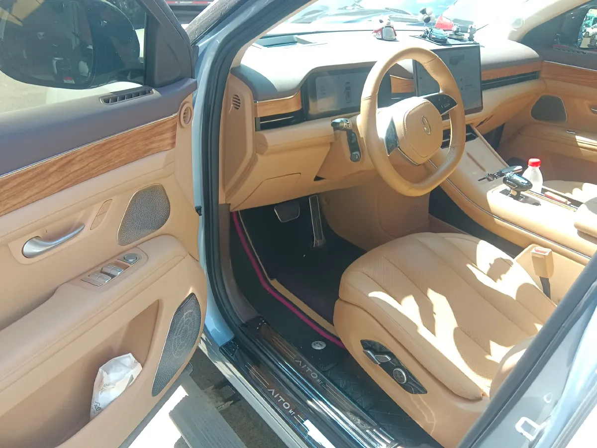 2024 AITO AITO M7 1.5T 152HP L4 REEV 40KWH,autocango,china used car exporter,china ev exporter,chinese used car exporter,chinese used ev exporter