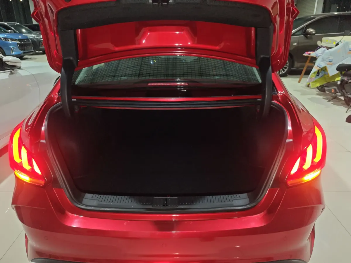 2022 MG 5 1.5L 120HP L4 CVT,autocango,china used car exporter,china ev exporter,chinese used car exporter,chinese used ev exporter