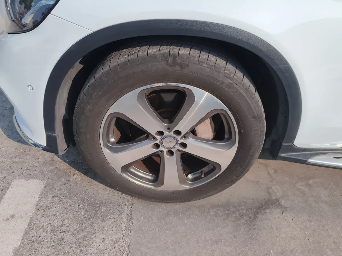 2017 Mercedes-Benz GLC Class 2.0T 211HP L4 9AT,autocango,china used car exporter,china ev exporter,chinese used car exporter,chinese used ev exporter