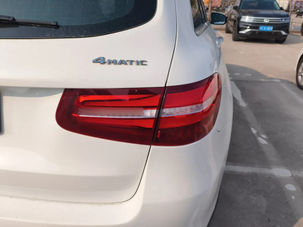 2017 Mercedes-Benz GLC Class 2.0T 211HP L4 9AT,autocango,china used car exporter,china ev exporter,chinese used car exporter,chinese used ev exporter