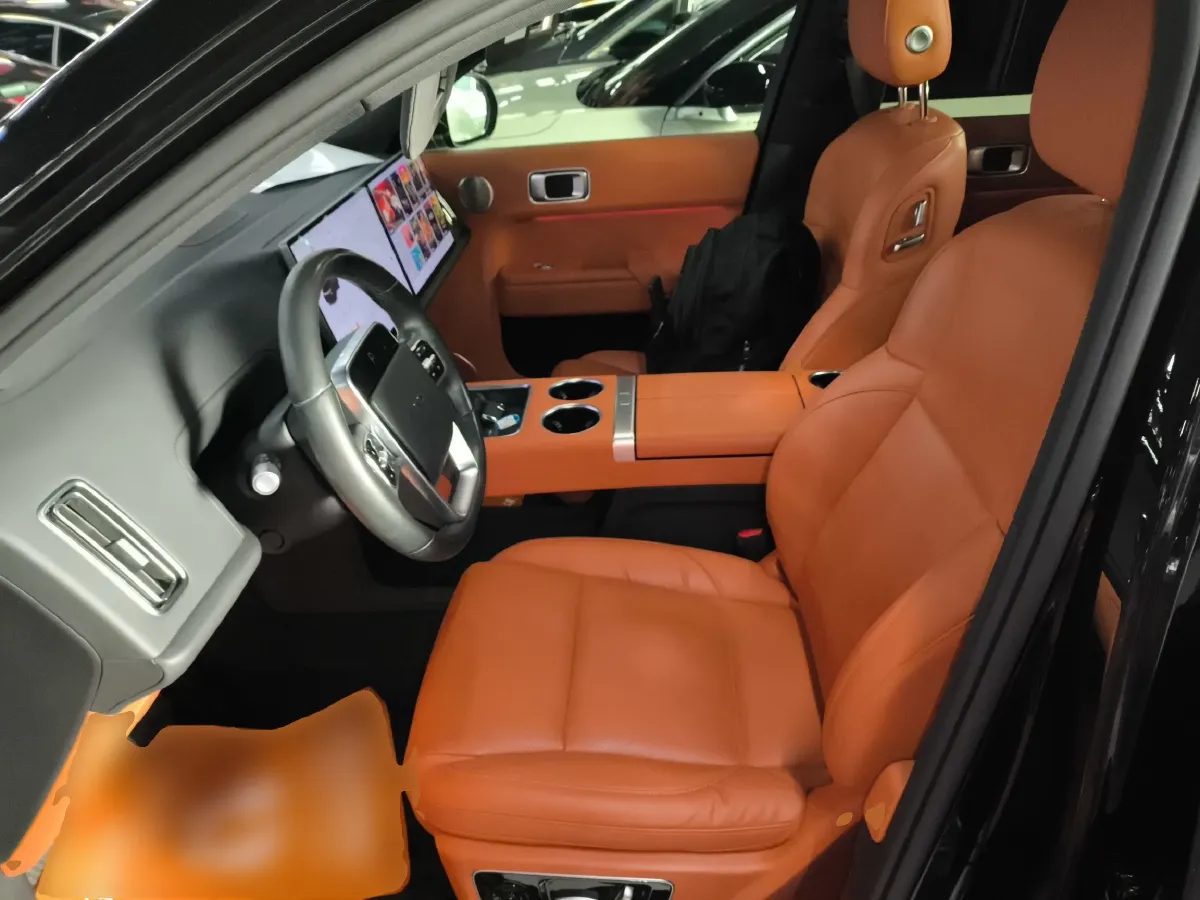 2023 Li L8 Range Extended 154HP REEV 40.9KWH,autocango,china used car exporter,china ev exporter,chinese used car exporter,chinese used ev exporter