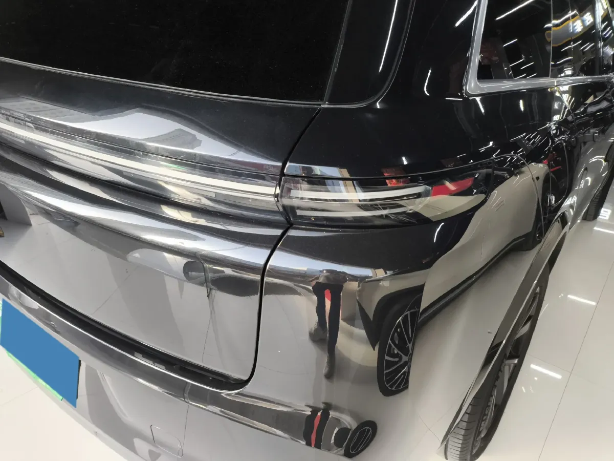 2023 Li L8 Range Extended 154HP REEV 40.9KWH,autocango,china used car exporter,china ev exporter,chinese used car exporter,chinese used ev exporter