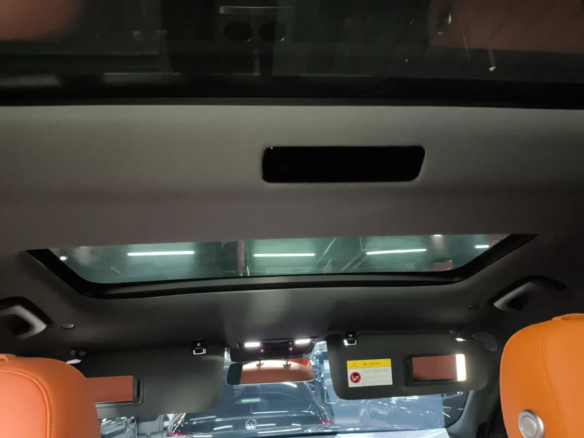 2023 Li L8 Range Extended 154HP REEV 40.9KWH,autocango,china used car exporter,china ev exporter,chinese used car exporter,chinese used ev exporter