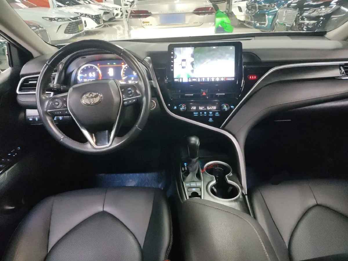 2021 Toyota Camry 2.5L 209HP L4 8AT,autocango,china used car exporter,china ev exporter,chinese used car exporter,chinese used ev exporter