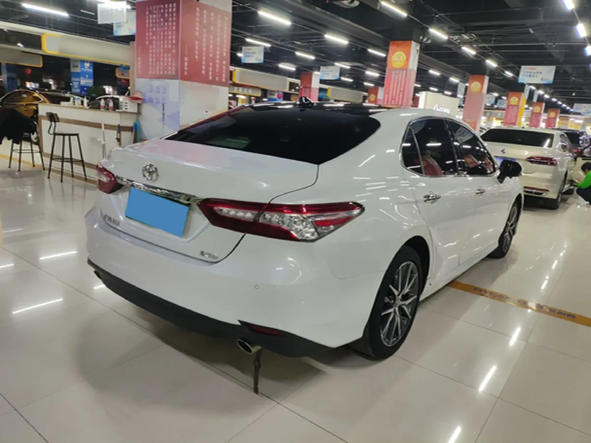 2021 Toyota Camry 2.5L 209HP L4 8AT,autocango,china used car exporter,china ev exporter,chinese used car exporter,chinese used ev exporter