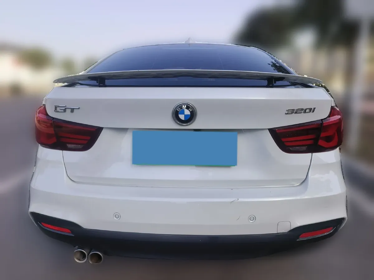 2020 BMW 3 Series GT 2.0T 184HP L4 8AT,autocango,china used car exporter,china ev exporter,chinese used car exporter,chinese used ev exporter