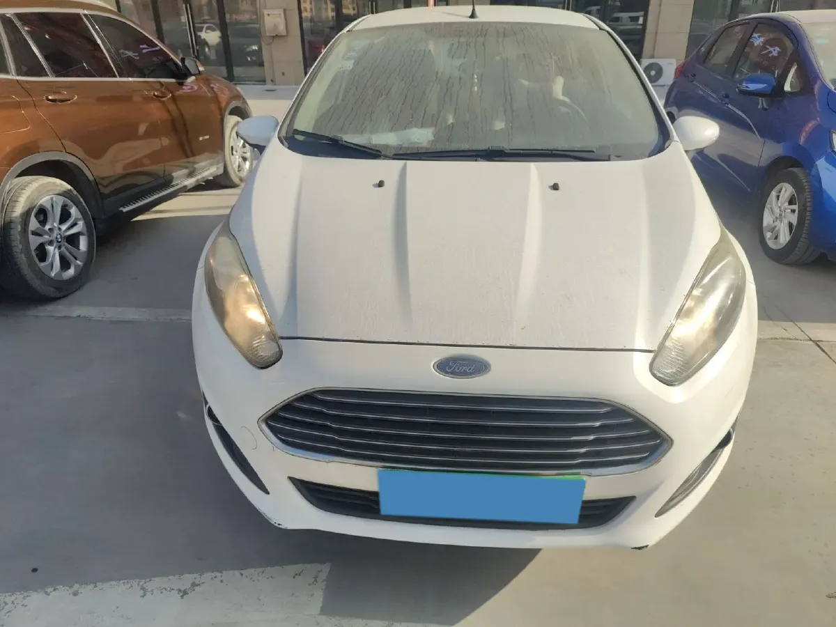 2013 Ford Fiesta 1.5L 110HP L4 6DCT,autocango,china used car exporter,china ev exporter,chinese used car exporter,chinese used ev exporter