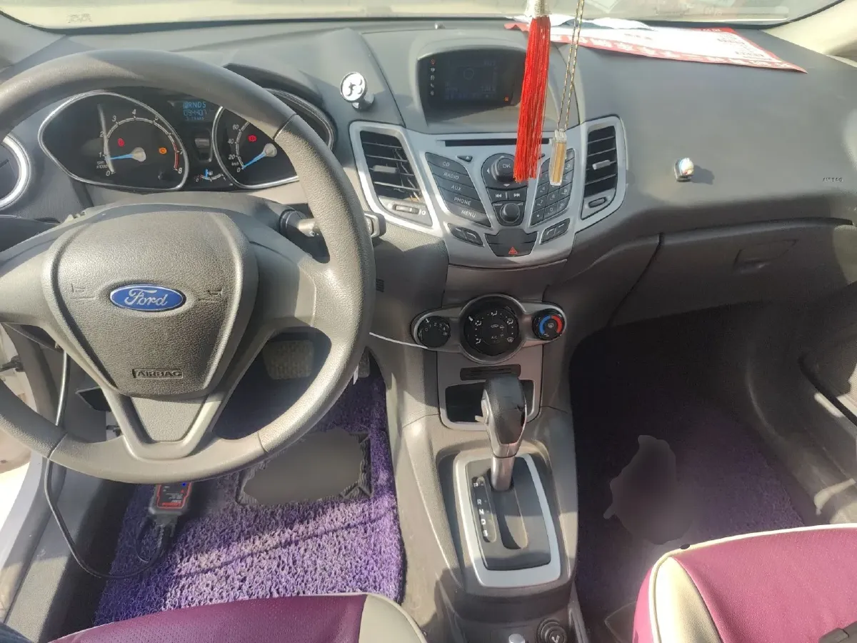 2013 Ford Fiesta 1.5L 110HP L4 6DCT,autocango,china used car exporter,china ev exporter,chinese used car exporter,chinese used ev exporter