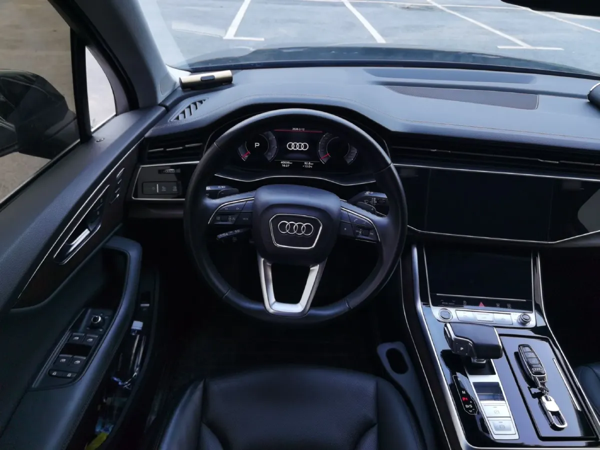 2022 Audi Q7 3.0T 340HP V6 8AT,autocango,china used car exporter,china ev exporter,chinese used car exporter,chinese used ev exporter