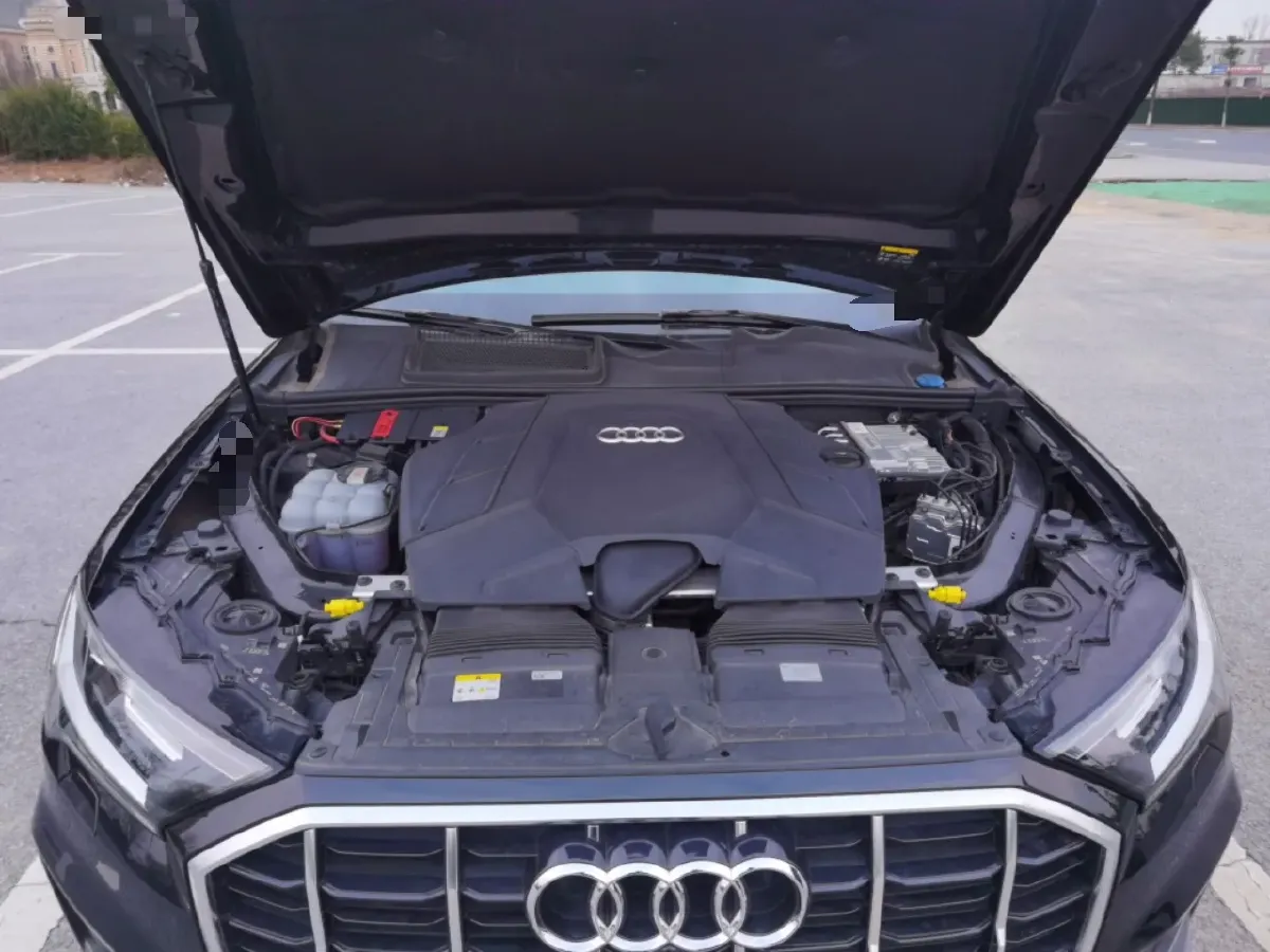 2022 Audi Q7 3.0T 340HP V6 8AT,autocango,china used car exporter,china ev exporter,chinese used car exporter,chinese used ev exporter