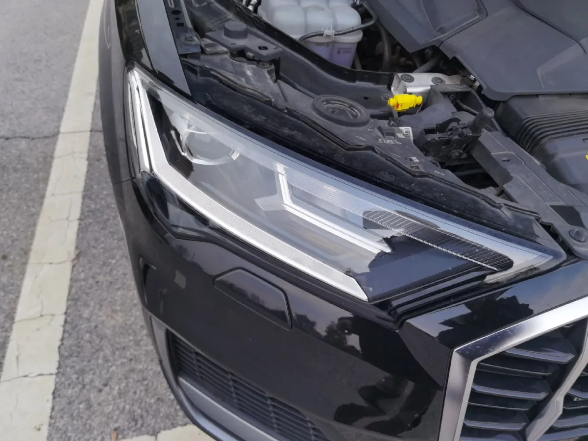 2022 Audi Q7 3.0T 340HP V6 8AT,autocango,china used car exporter,china ev exporter,chinese used car exporter,chinese used ev exporter