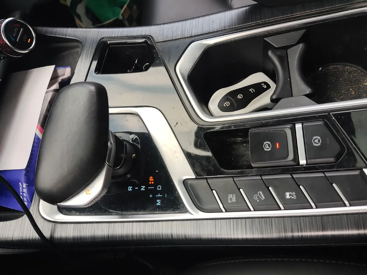 2020 Geely Tugella 2.0T 238HP L4 8AT,autocango,china used car exporter,china ev exporter,chinese used car exporter,chinese used ev exporter