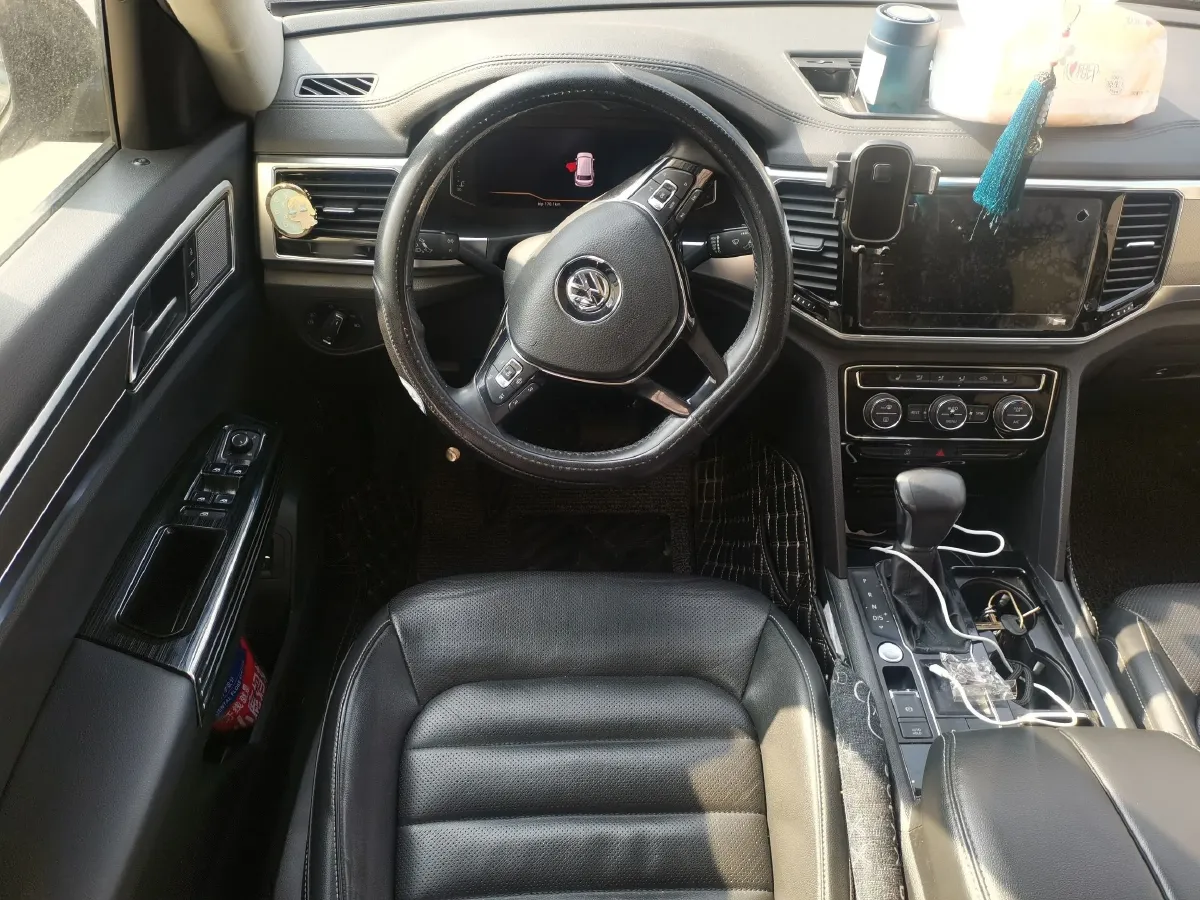 2020 Volkswagen Teramont 2.0T 186HP L4 7DCT,autocango,china used car exporter,china ev exporter,chinese used car exporter,chinese used ev exporter