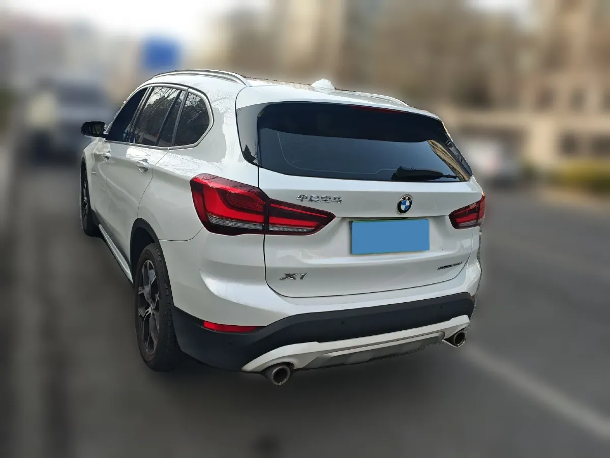 2022 BMW X1 1.5T 140HP L3 7DCT,autocango,china used car exporter,china ev exporter,chinese used car exporter,chinese used ev exporter