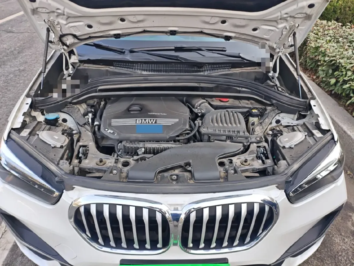 2022 BMW X1 1.5T 140HP L3 7DCT,autocango,china used car exporter,china ev exporter,chinese used car exporter,chinese used ev exporter