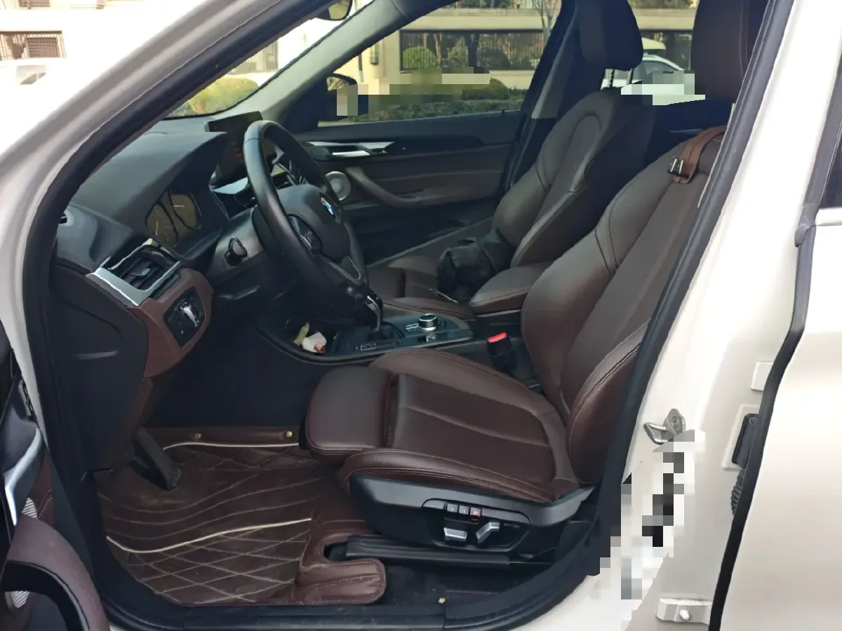 2022 BMW X1 1.5T 140HP L3 7DCT,autocango,china used car exporter,china ev exporter,chinese used car exporter,chinese used ev exporter