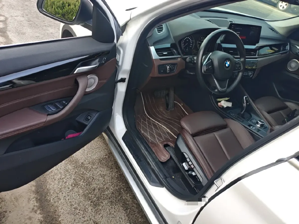 2022 BMW X1 1.5T 140HP L3 7DCT,autocango,china used car exporter,china ev exporter,chinese used car exporter,chinese used ev exporter