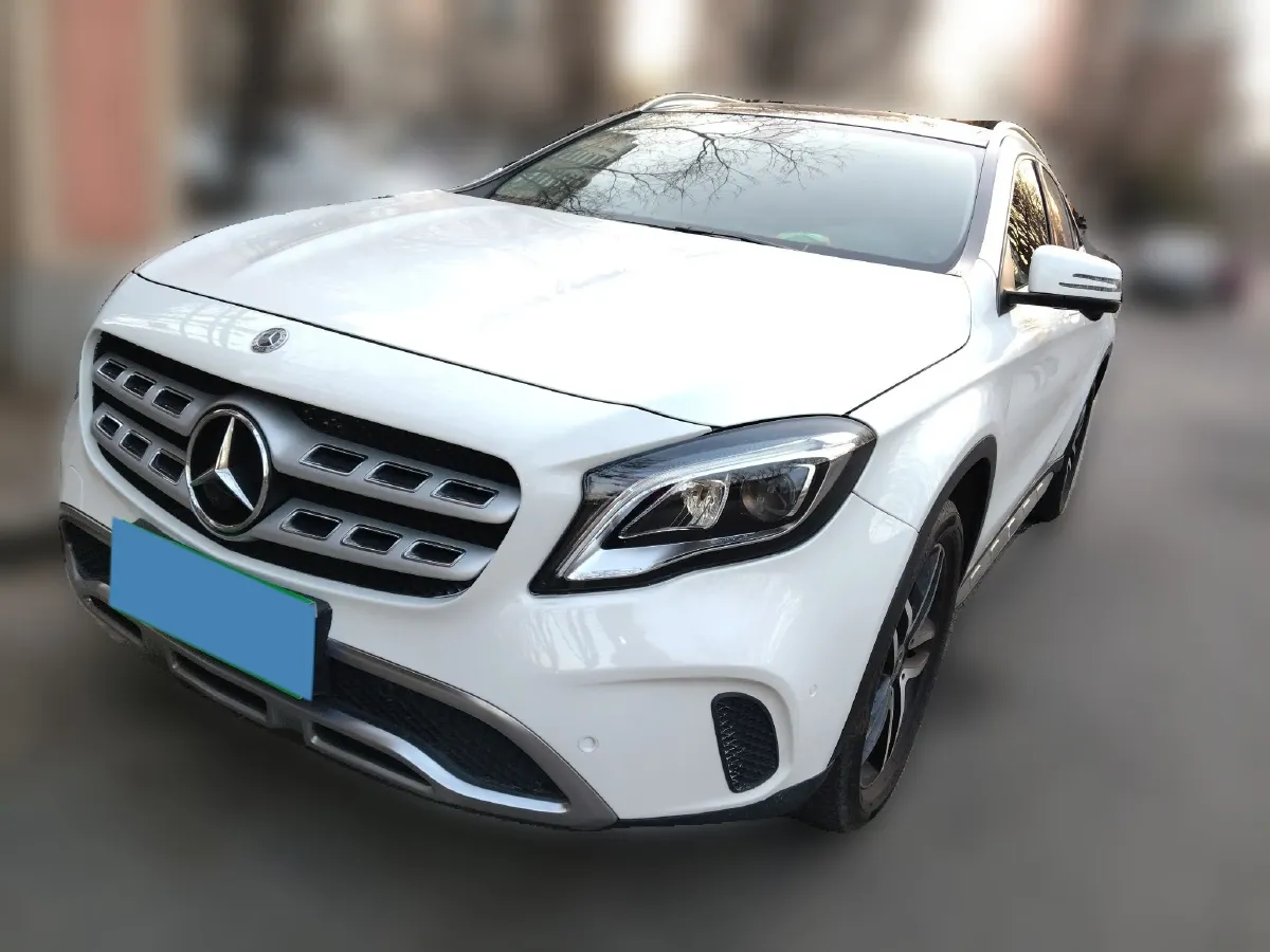 2017 Mercedes-Benz GLA Class 1.6T 156HP L4 7DCT,autocango,china used car exporter,china ev exporter,chinese used car exporter,chinese used ev exporter