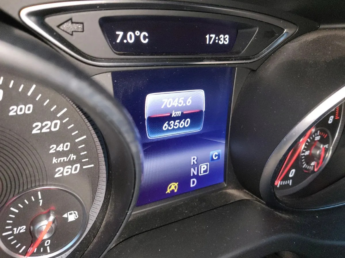 2017 Mercedes-Benz GLA Class 1.6T 156HP L4 7DCT,autocango,china used car exporter,china ev exporter,chinese used car exporter,chinese used ev exporter