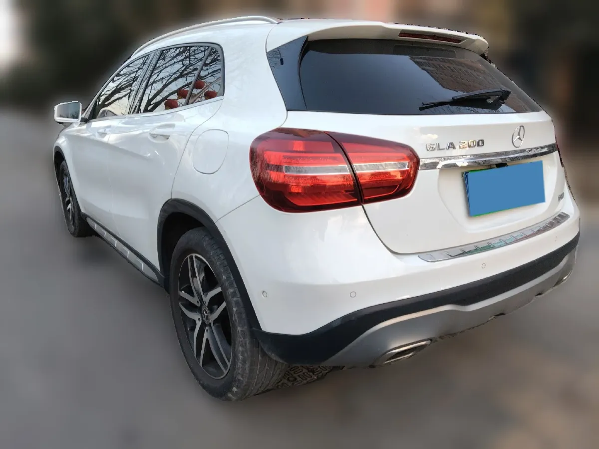 2017 Mercedes-Benz GLA Class 1.6T 156HP L4 7DCT,autocango,china used car exporter,china ev exporter,chinese used car exporter,chinese used ev exporter