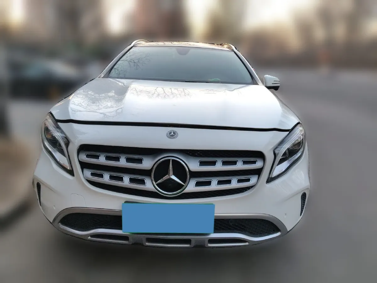 2017 Mercedes-Benz GLA Class 1.6T 156HP L4 7DCT,autocango,china used car exporter,china ev exporter,chinese used car exporter,chinese used ev exporter