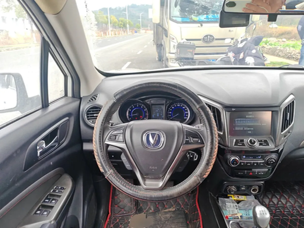 2016 ChangAn CS15 1.5L 107HP L4 5MT,autocango,china used car exporter,china ev exporter,chinese used car exporter,chinese used ev exporter