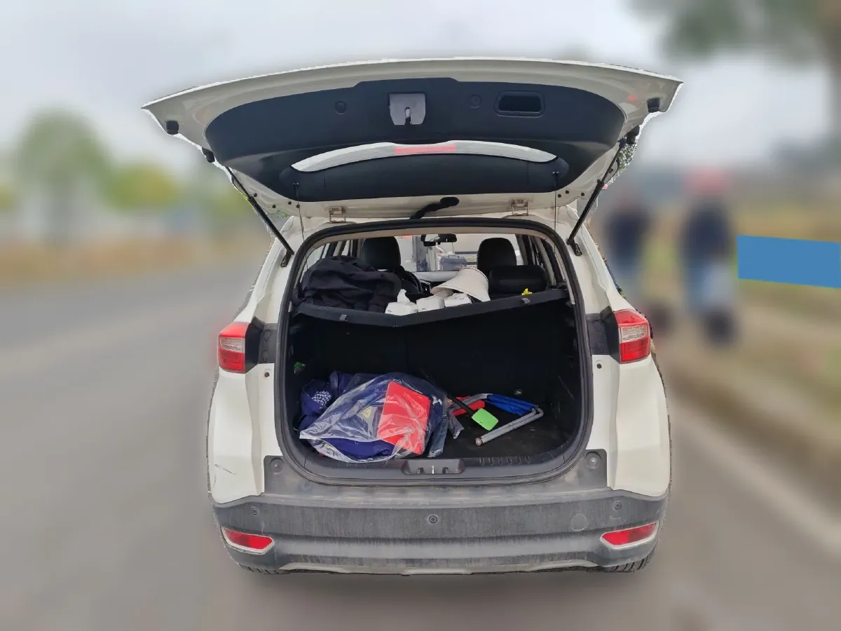 2016 ChangAn CS15 1.5L 107HP L4 5MT,autocango,china used car exporter,china ev exporter,chinese used car exporter,chinese used ev exporter