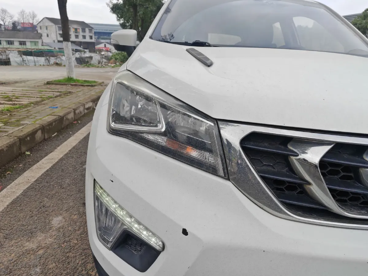 2016 ChangAn CS15 1.5L 107HP L4 5MT,autocango,china used car exporter,china ev exporter,chinese used car exporter,chinese used ev exporter