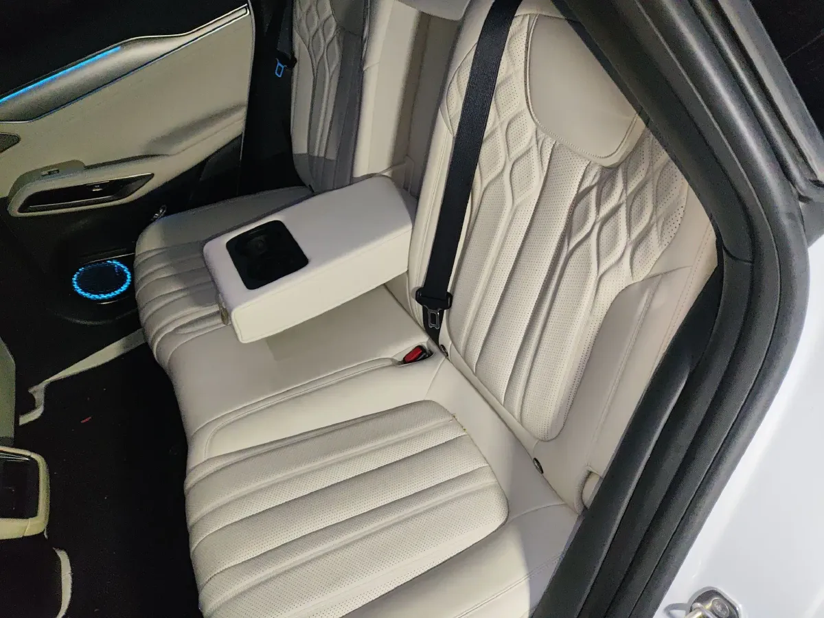 2024 BYD SongL EV BEV 71.8KWH,autocango,china used car exporter,china ev exporter,chinese used car exporter,chinese used ev exporter