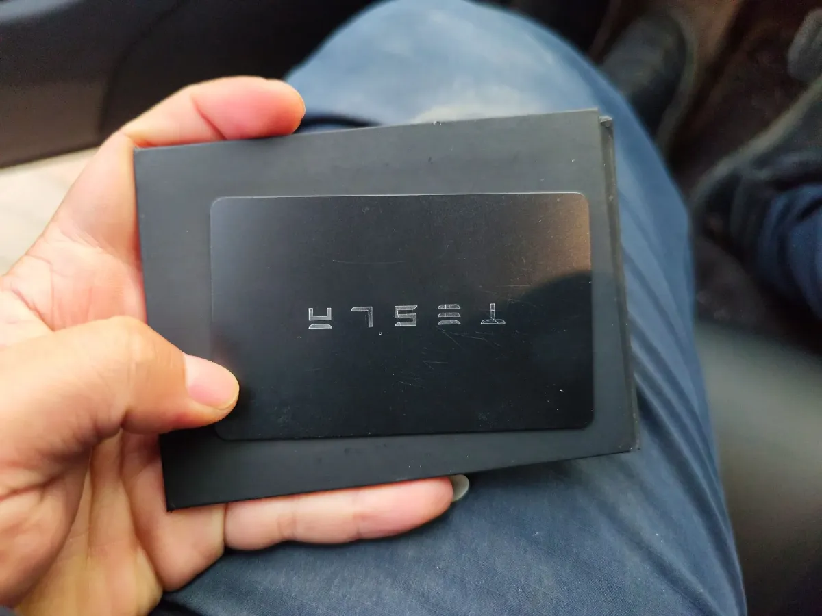 2024 Tesla Model Y BEV 60KWH,autocango,china used car exporter,china ev exporter,chinese used car exporter,chinese used ev exporter