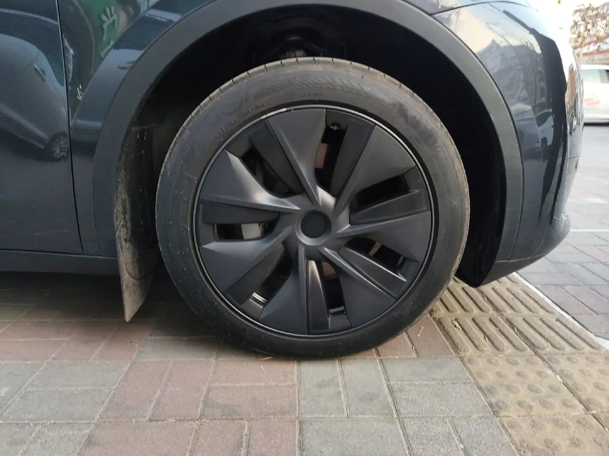 2024 Tesla Model Y BEV 60KWH,autocango,china used car exporter,china ev exporter,chinese used car exporter,chinese used ev exporter