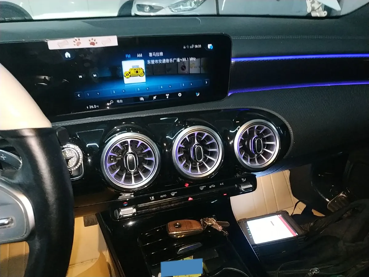 2022 Mercedes-Benz A Class 1.3T 163HP L4 7DCT,autocango,china used car exporter,china ev exporter,chinese used car exporter,chinese used ev exporter