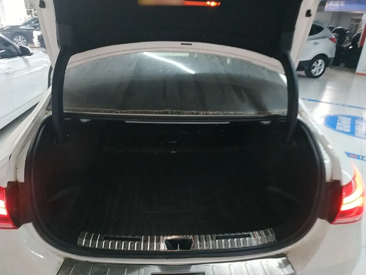 2022 Mercedes-Benz A Class 1.3T 163HP L4 7DCT,autocango,china used car exporter,china ev exporter,chinese used car exporter,chinese used ev exporter