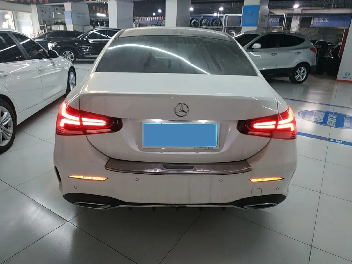 2022 Mercedes-Benz A Class 1.3T 163HP L4 7DCT,autocango,china used car exporter,china ev exporter,chinese used car exporter,chinese used ev exporter