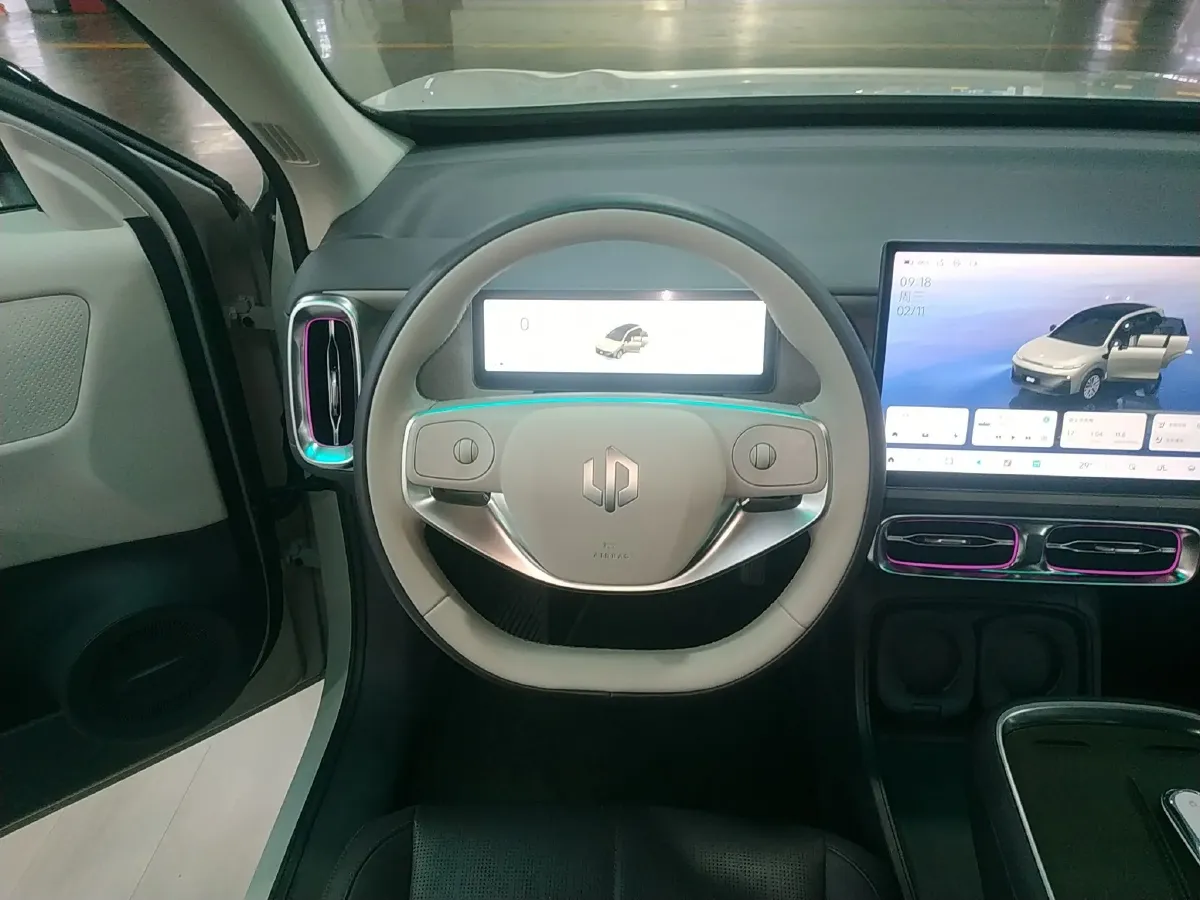 2025 Leapmotor B10 BEV 56.2KWH,autocango,china used car exporter,china ev exporter,chinese used car exporter,chinese used ev exporter