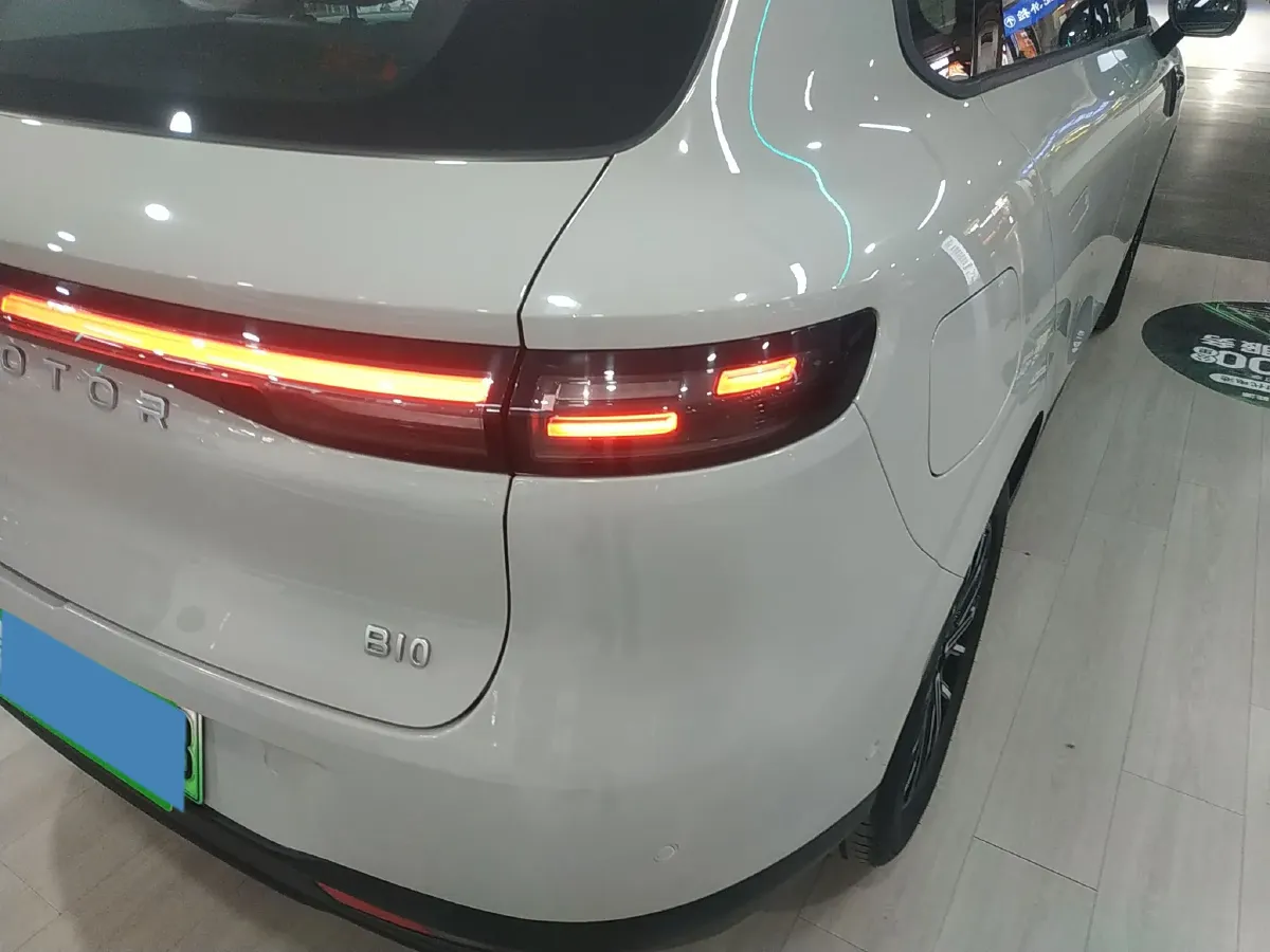 2025 Leapmotor B10 BEV 56.2KWH,autocango,china used car exporter,china ev exporter,chinese used car exporter,chinese used ev exporter
