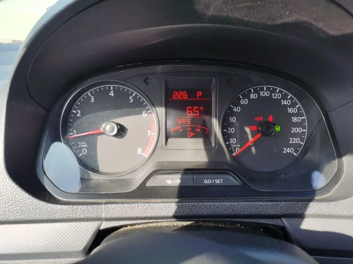 2015 Volkswagen Jetta 1.6L 110HP L4 6AT,autocango,china used car exporter,china ev exporter,chinese used car exporter,chinese used ev exporter