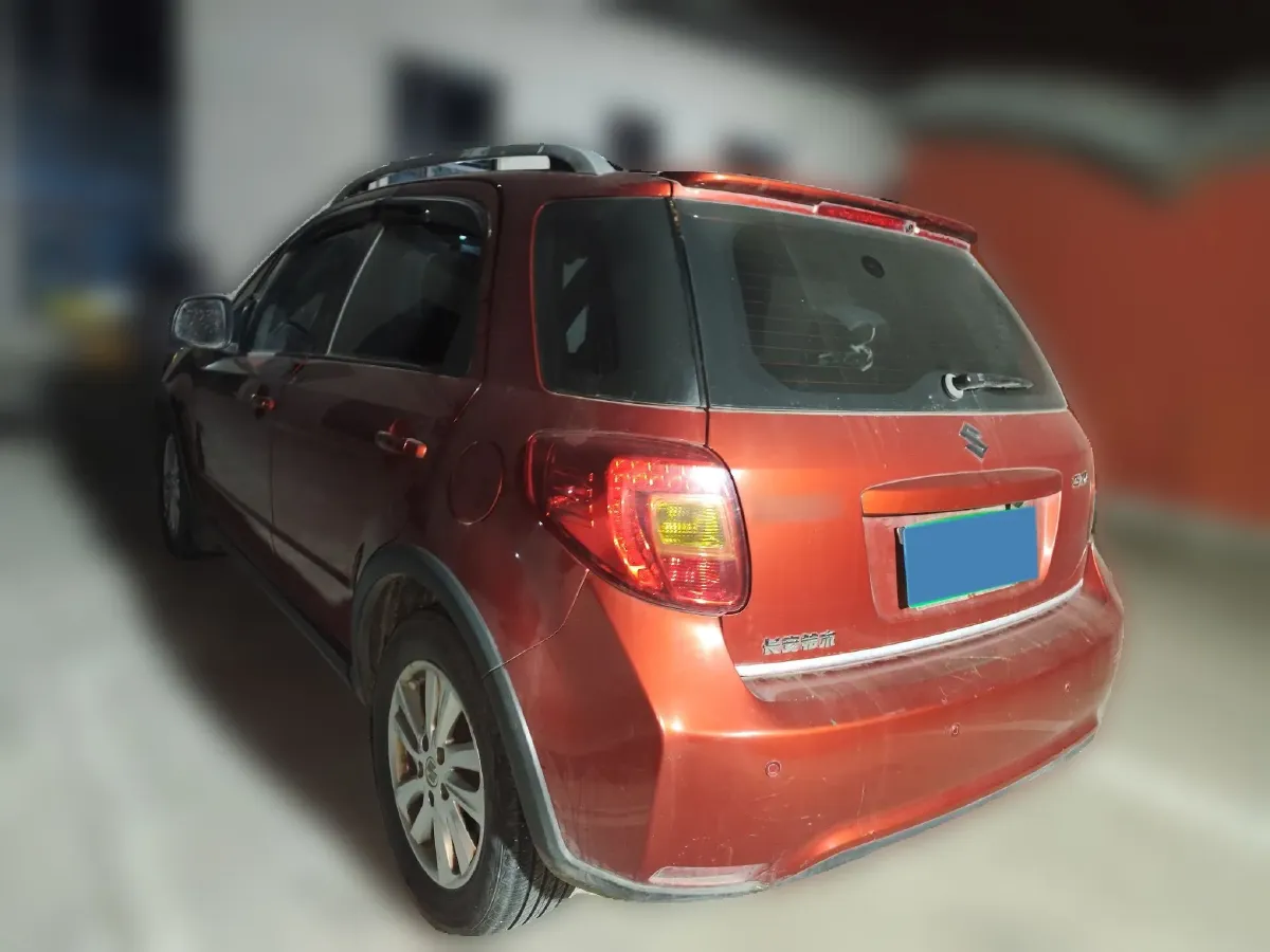 2011 Suzuki SX4 1.6L 109HP L4 5MT,autocango,china used car exporter,china ev exporter,chinese used car exporter,chinese used ev exporter