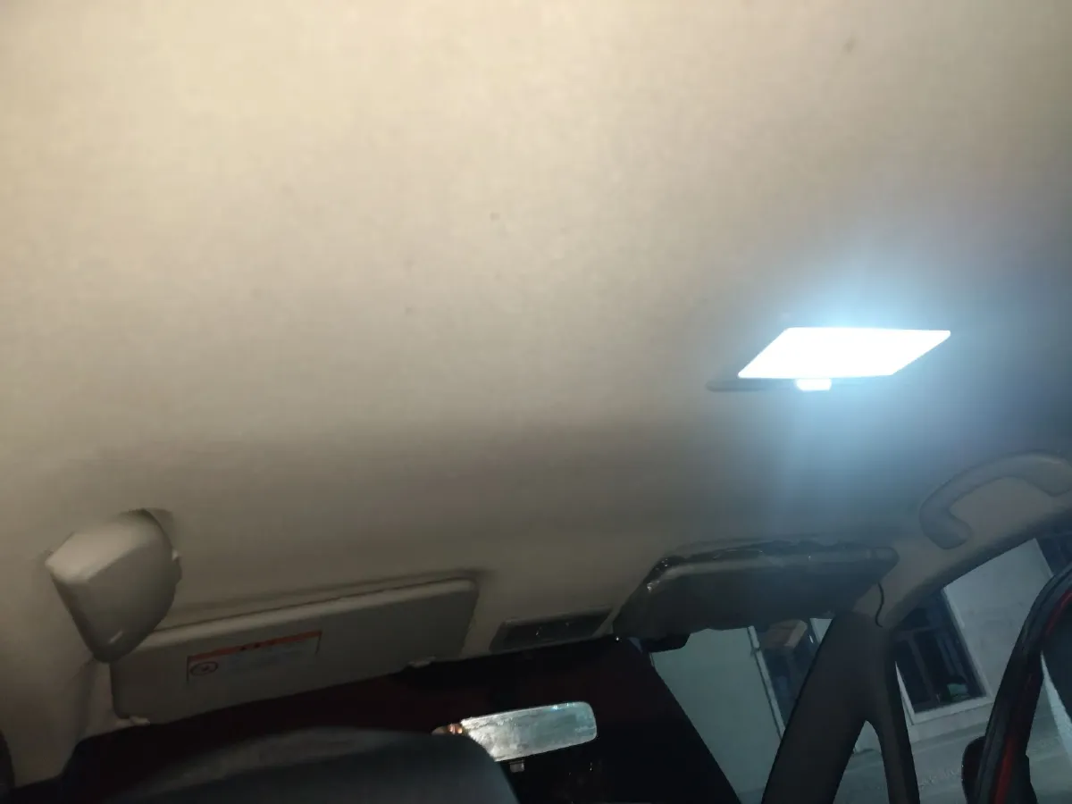 2011 Suzuki SX4 1.6L 109HP L4 5MT,autocango,china used car exporter,china ev exporter,chinese used car exporter,chinese used ev exporter