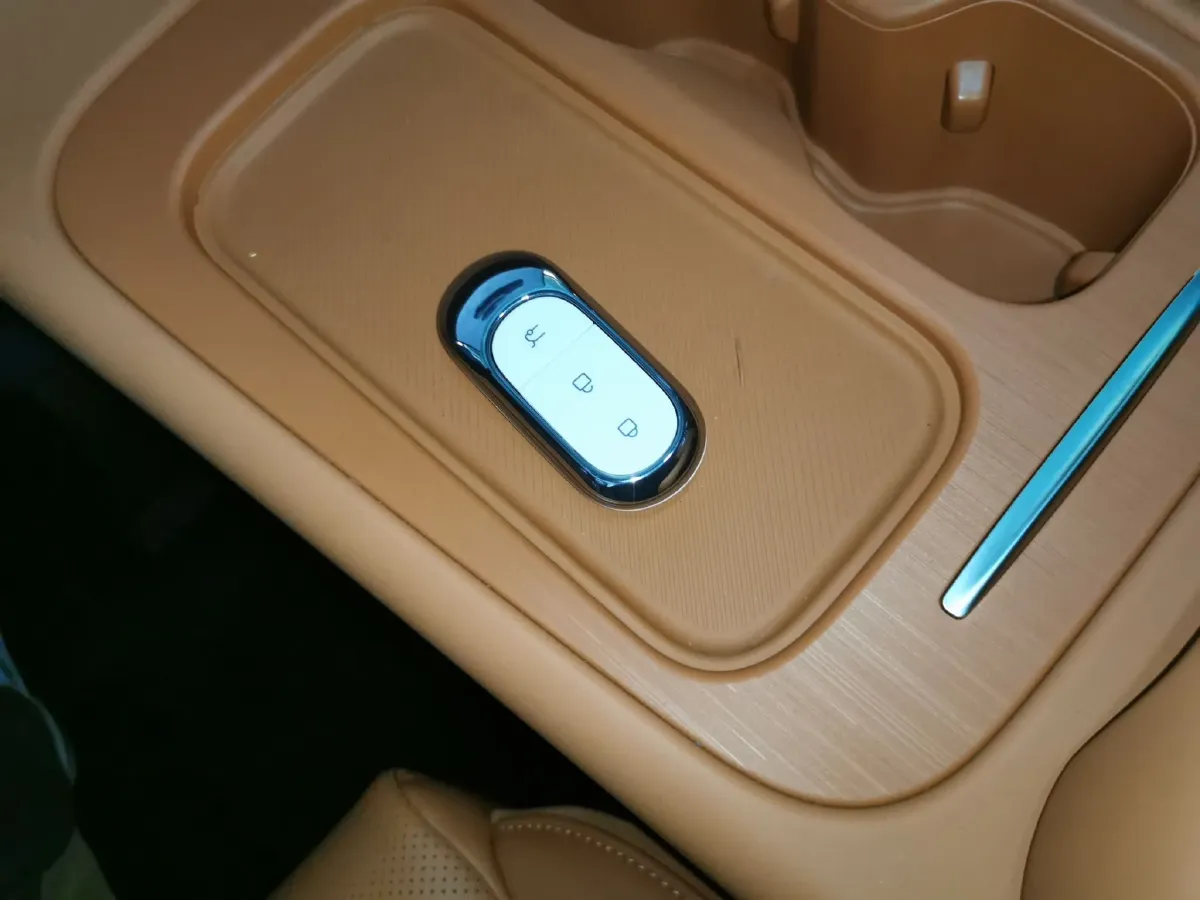 2024 Leapmotor C10 BEV 69.9KWH,autocango,china used car exporter,china ev exporter,chinese used car exporter,chinese used ev exporter