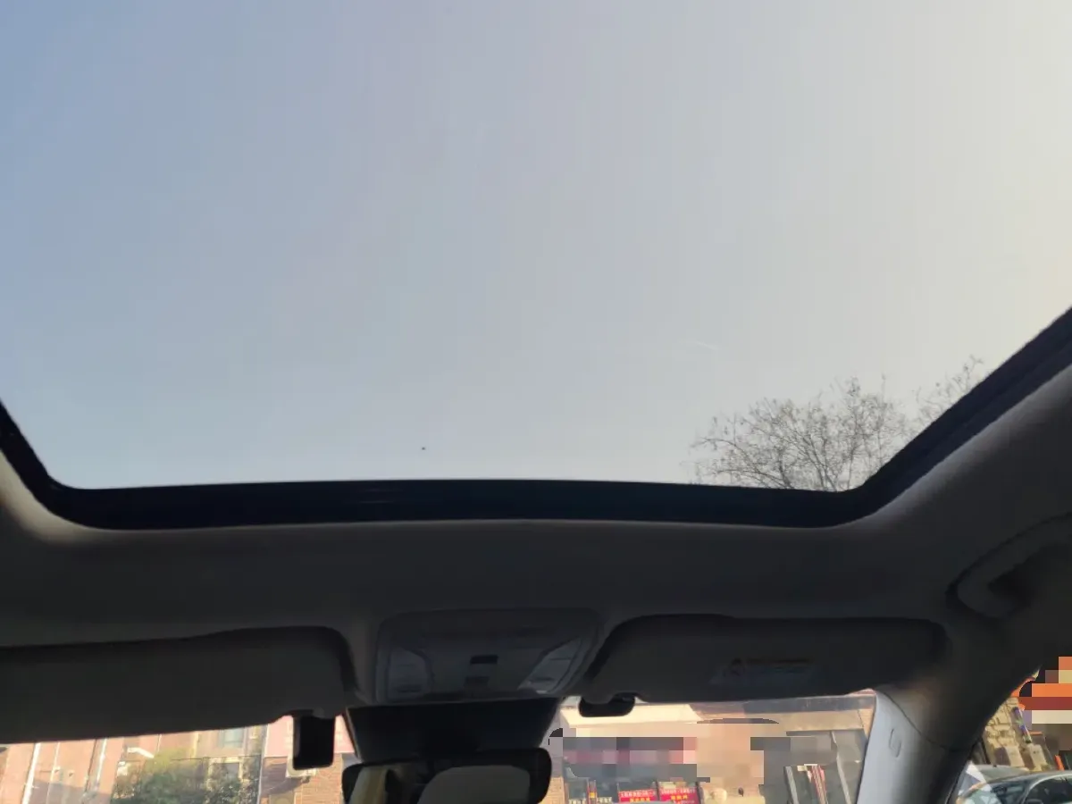 2022 HongQi HS5 2.0T 224HP L4 6AT,autocango,china used car exporter,china ev exporter,chinese used car exporter,chinese used ev exporter