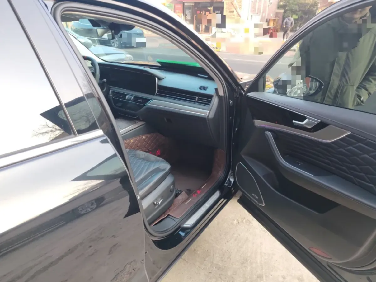 2022 HongQi HS5 2.0T 224HP L4 6AT,autocango,china used car exporter,china ev exporter,chinese used car exporter,chinese used ev exporter