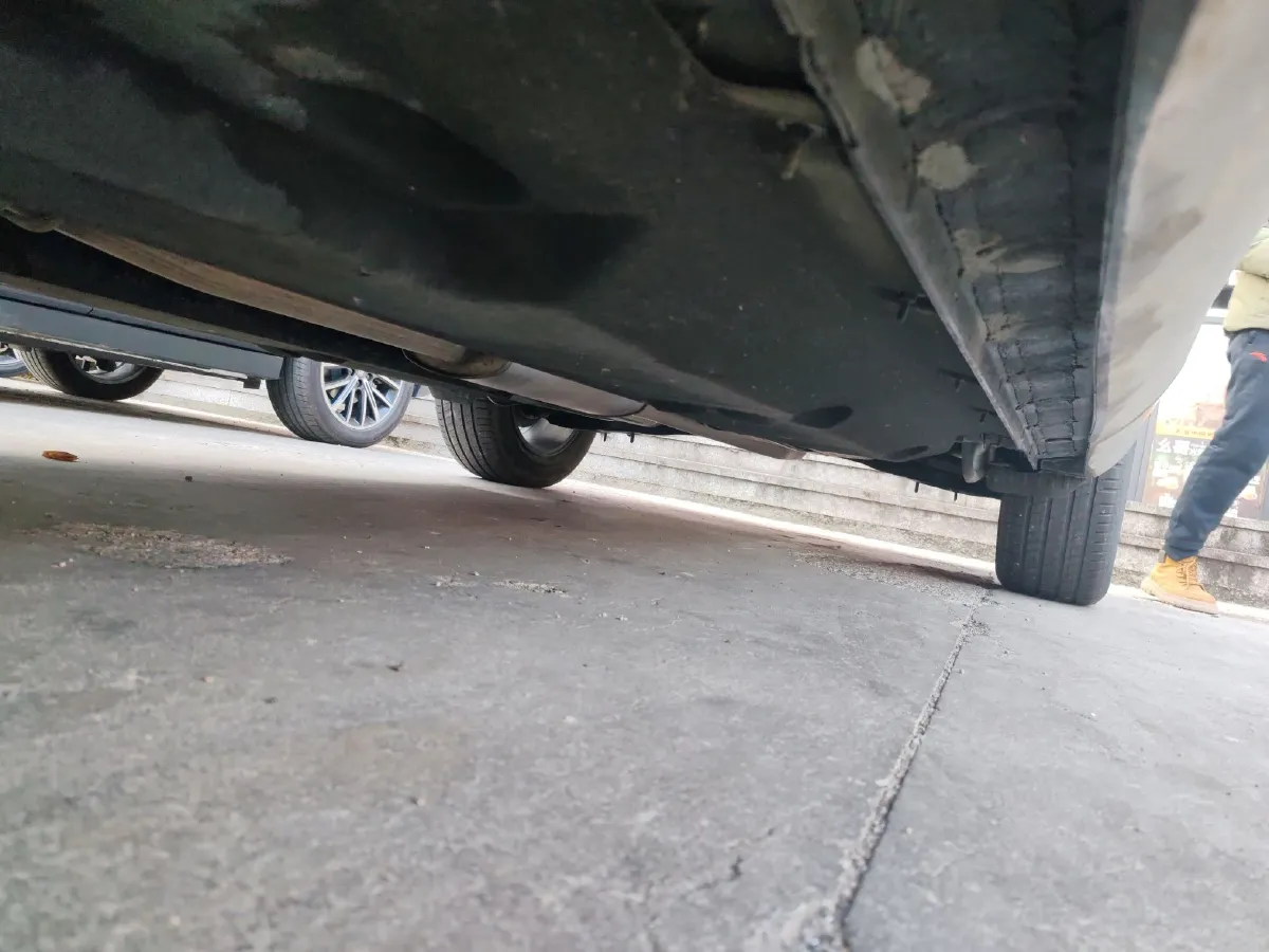 2022 HongQi HS5 2.0T 224HP L4 6AT,autocango,china used car exporter,china ev exporter,chinese used car exporter,chinese used ev exporter