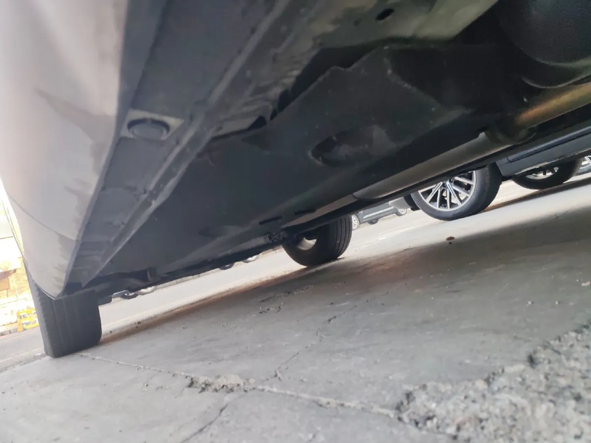 2022 HongQi HS5 2.0T 224HP L4 6AT,autocango,china used car exporter,china ev exporter,chinese used car exporter,chinese used ev exporter