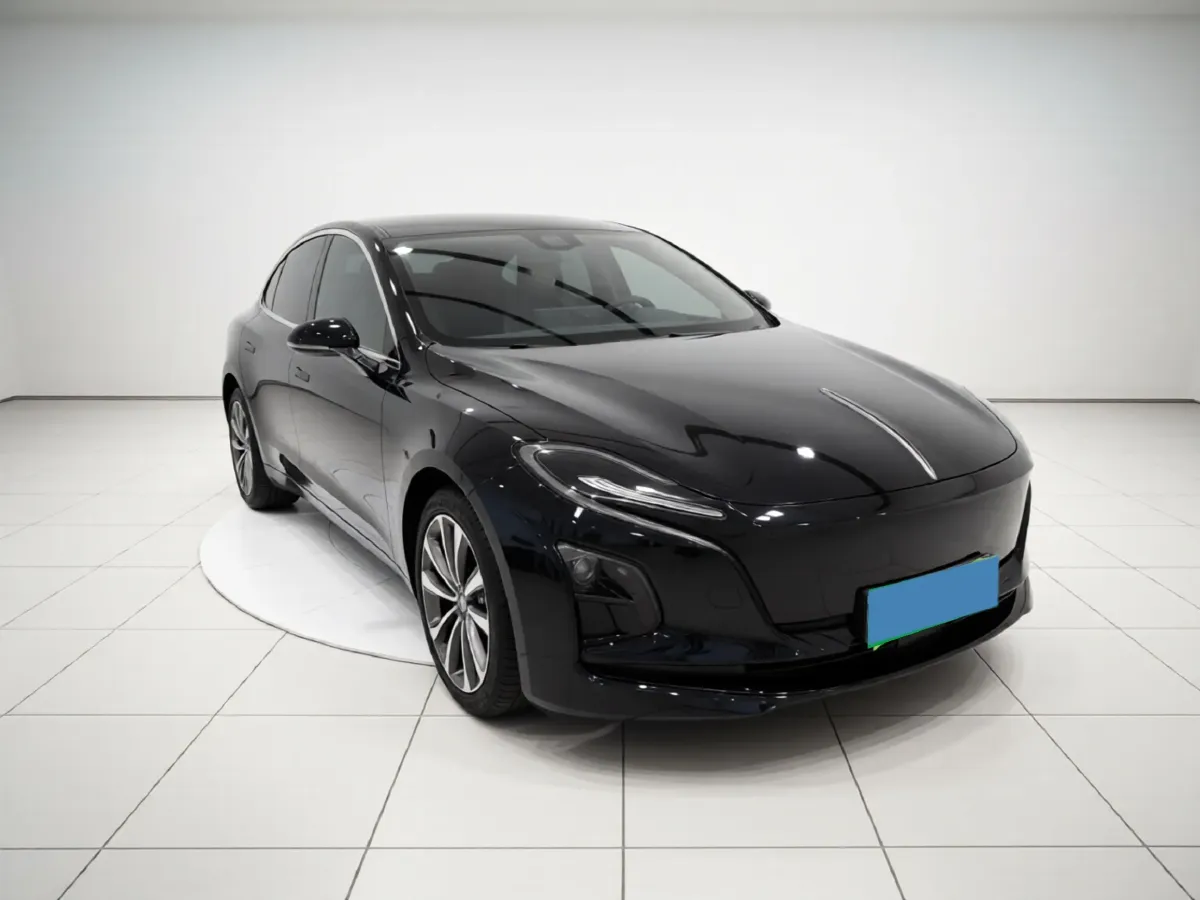 2024 HongQi E-QM5 BEV 60KWH,autocango,china used car exporter,china ev exporter,chinese used car exporter,chinese used ev exporter