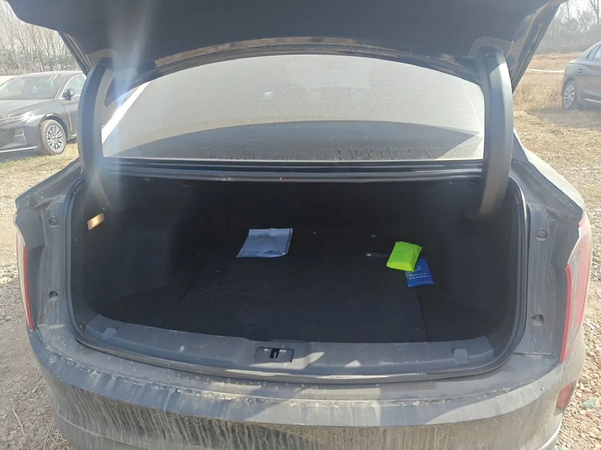 2024 HongQi E-QM5 BEV 60KWH,autocango,china used car exporter,china ev exporter,chinese used car exporter,chinese used ev exporter