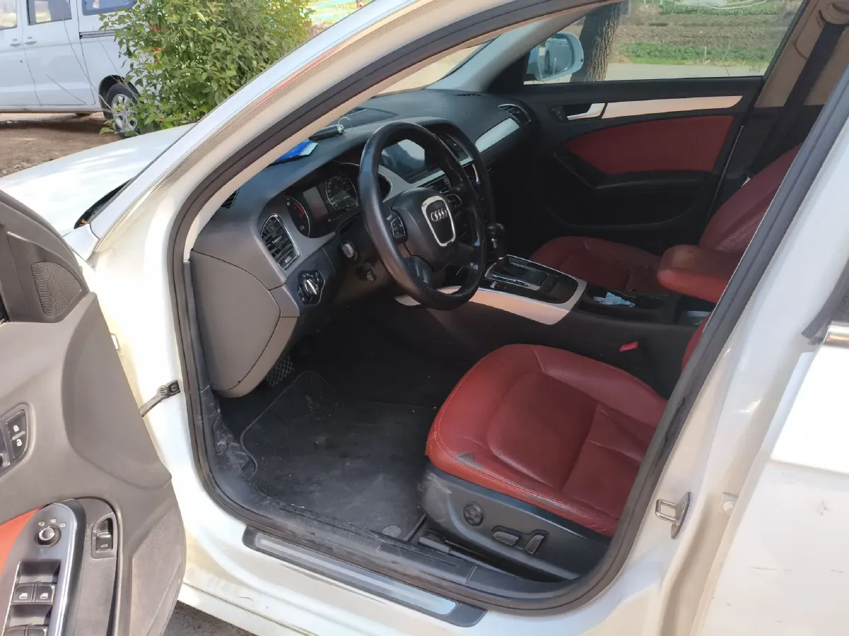 2012 Audi A4L 2.0T 180HP L4 CVT,autocango,china used car exporter,china ev exporter,chinese used car exporter,chinese used ev exporter